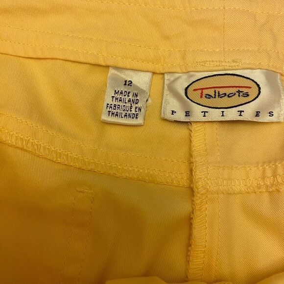 Talbots Pale Yellow Cropped Pants with Button Hem Size 12 Petite - Picture 12 of 16